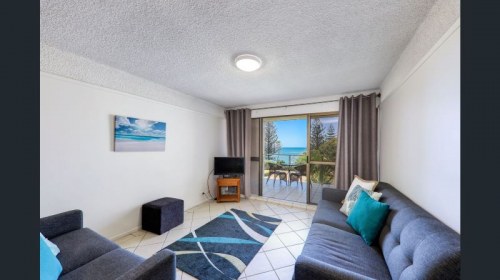 2 Bedroom Air Conditioned Apartment